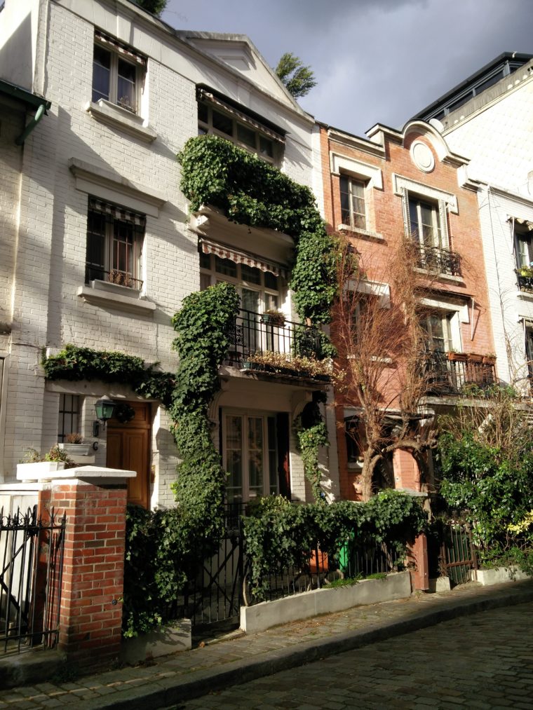 paris-montmartre-villa-leandre-c-w-bound