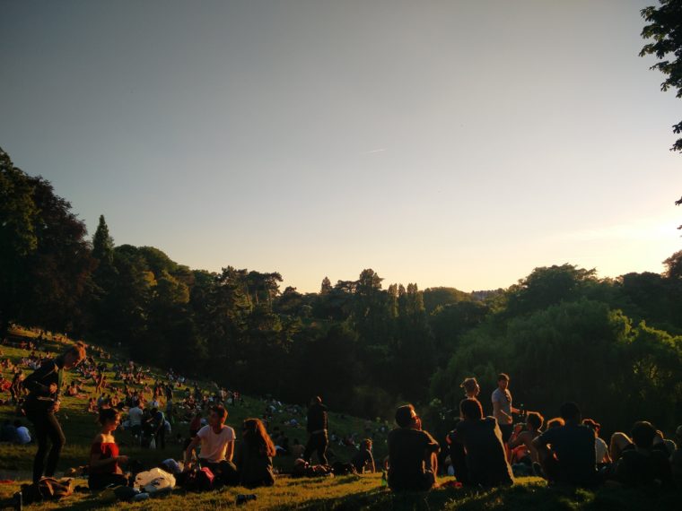 paris-buttes-chaumont-sunset-c-w-bound