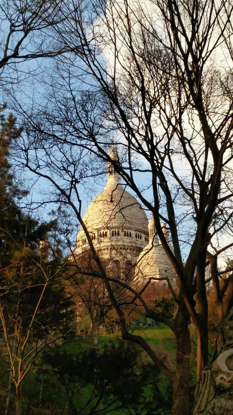 paris-montmarte-sacre-coeur-c-w-bound