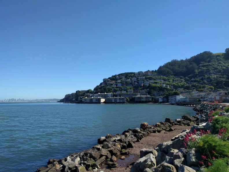 sausalito-houses-hill