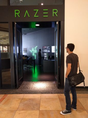 sf-razer-store-bastien