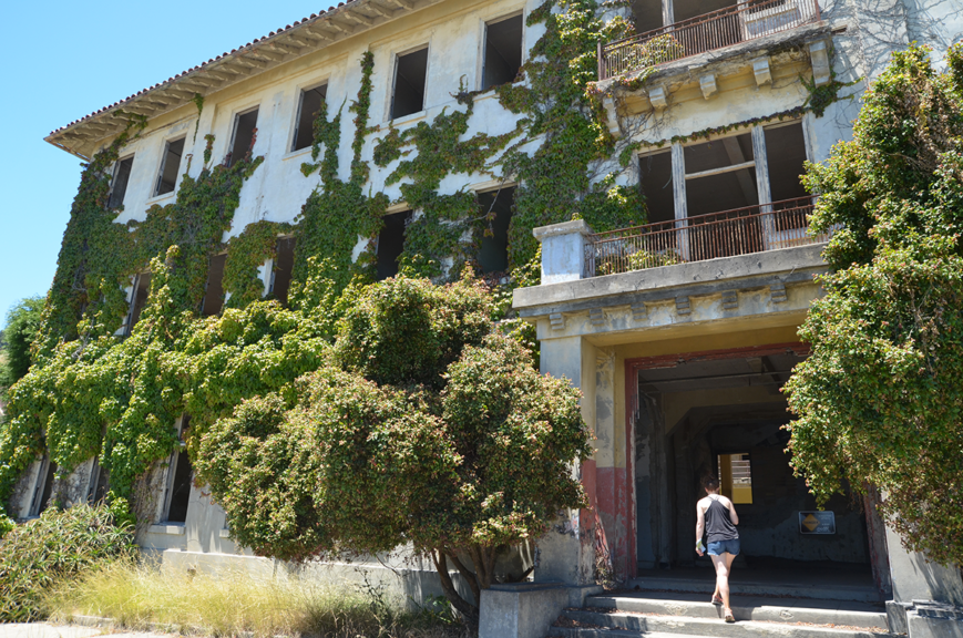 AI-miitary-abandoned-pauline