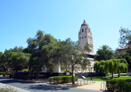 stanford-hoover-tower-surroundings