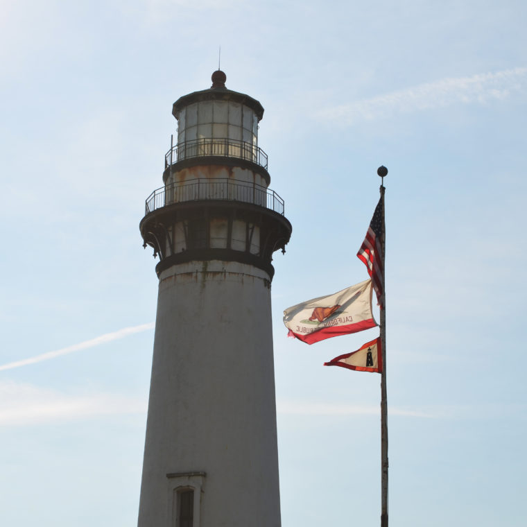 santa-cruz-pigeon-point-lighthouse-flags-c-w-bound