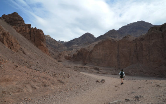 DeathValley-natural-bridge-pauline