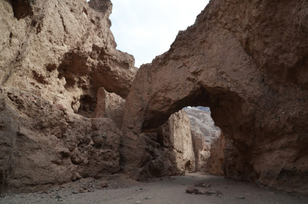 DeathValley-natural-bridge