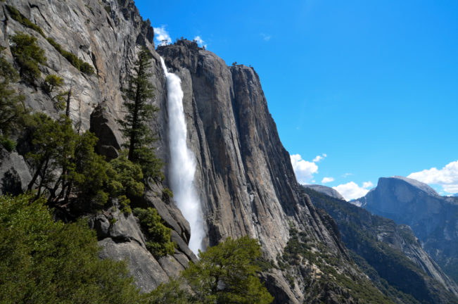 Yosemite-upper-falls-half-dome