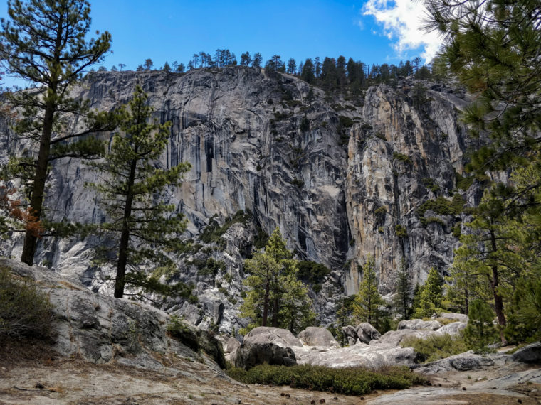 Yosemite-upper-falls-cliffs-c-w-bound
