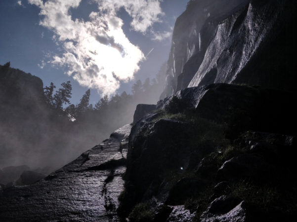 Yosemite-vernall-falls-mist-dark